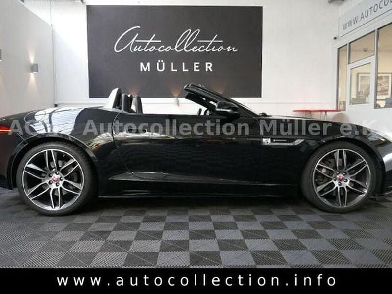Gebraucht Jaguar F-Type R-Dynamic 301 PS (221 kW) 2019 Schwarz Cabrio