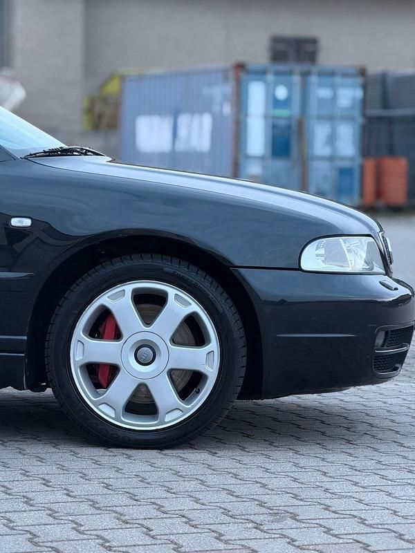 Gebraucht Audi S4 265 PS (194 kW) 2000 Schwarz Kombi