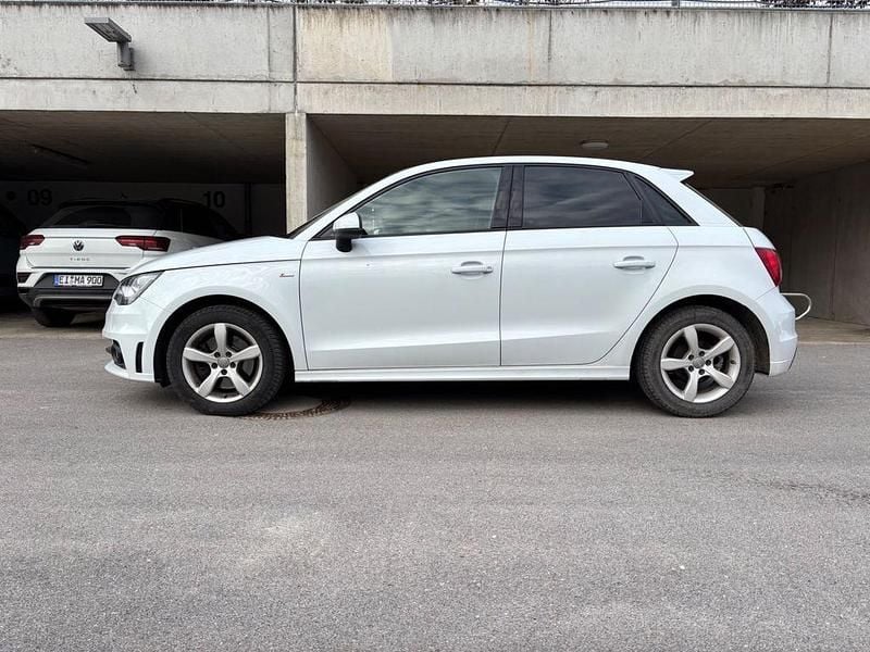 Gebraucht Audi A1 Sportback S-Line 185 PS (136 kW) 2012 Weiß Kleinwagen