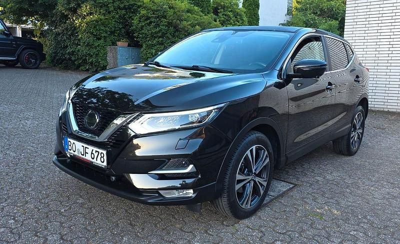 Schwarz Gebraucht 2018 Nissan Qashqai Acenta SUV | 14.590 € (Guter Preis) - Bild 1/4