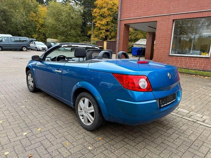 Gebraucht Renault Mégane Cabriolet Authentique 113 PS (83 kW) 2004 Blau Cabrio