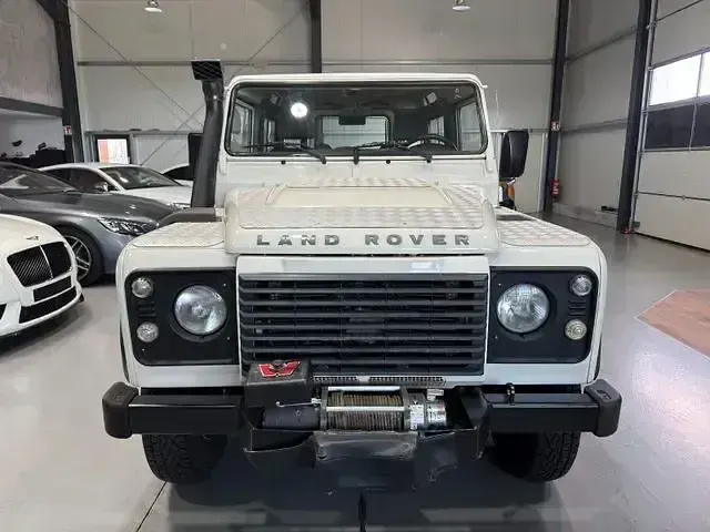 Gebraucht Land Rover Defender 122 PS (89 kW) 2009 Weiß SUV