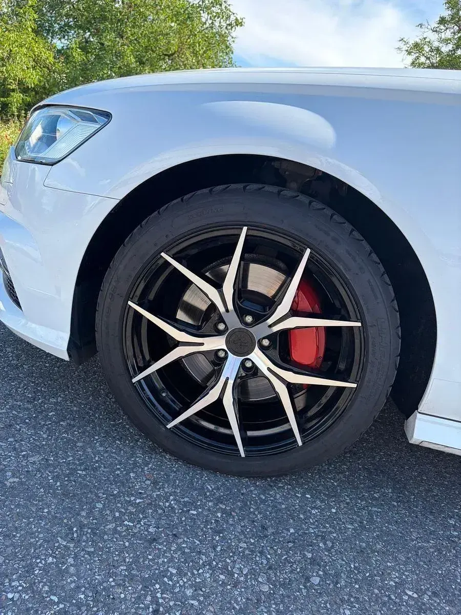 Gebraucht Audi A6 Comfort 218 PS (160 kW) 2016 Weiß Limousine