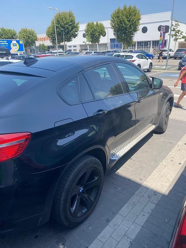 Schwarz Gebraucht 2011 BMW X6 SUV | 13.900 € (Fairer Preis) - Bild 1/4