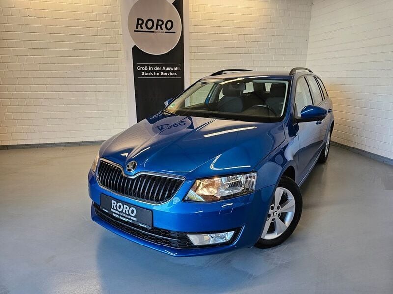 Blau Gebraucht 2016 Skoda Octavia Ambition Kombi | 9.950 € (Guter Preis) - Bild 1/4