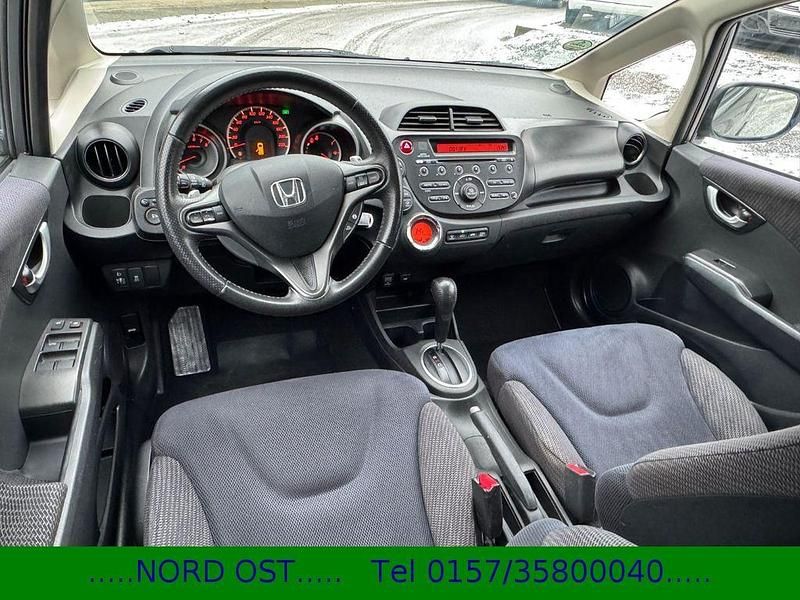 Gebraucht Honda Jazz Comfort 99 PS (72 kW) 2012 Grau Kleinwagen