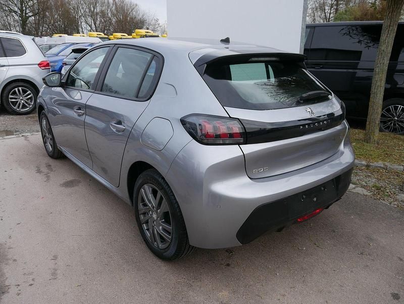 Gebraucht Peugeot 208 Active 75 PS (55 kW) 2022 Metallic Kleinwagen