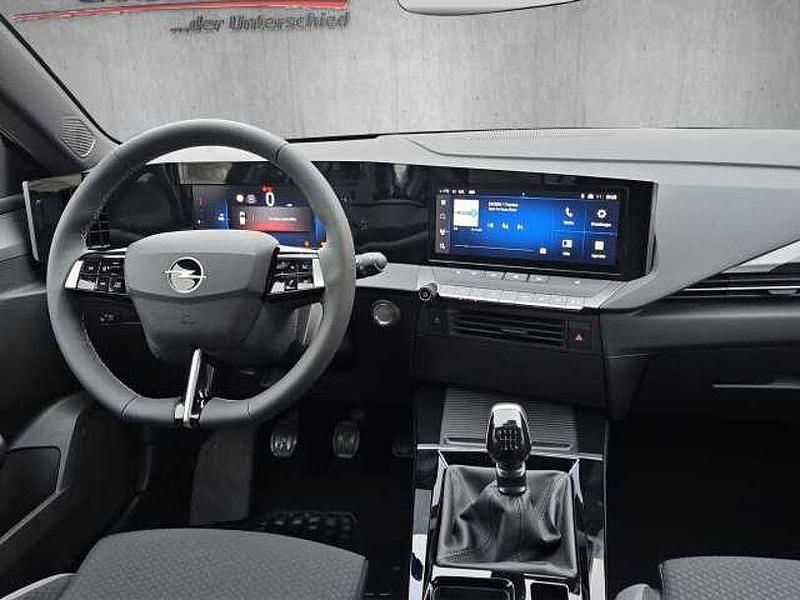 Neu Opel Astra Edition 131 PS (96 kW) 2025 Arktis weiss Limousine