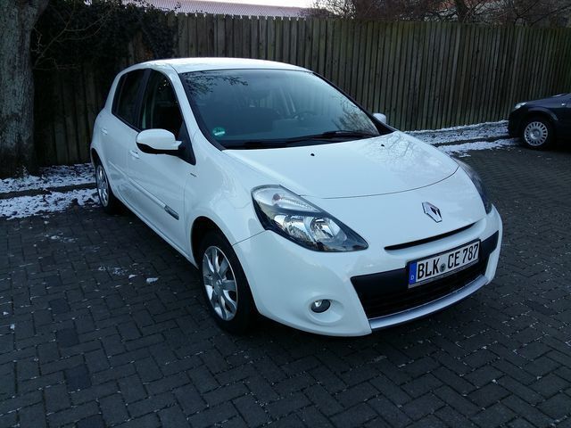 Gebraucht Renault Clio IV 140 PS (102 kW) 2012 Weiß Kleinwagen