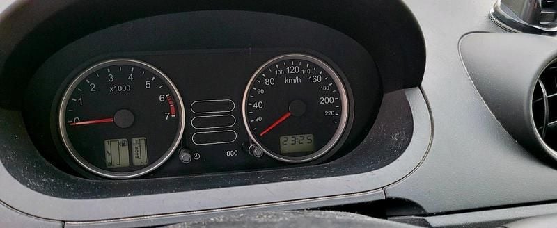 Gebraucht Ford Fiesta 69 PS (50 kW) 2005 Grün Kleinwagen