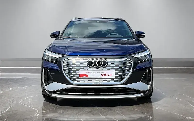 Gebraucht Audi Q4 e-tron Ambiente 210 kW (286 PS) 2025 Blau SUV