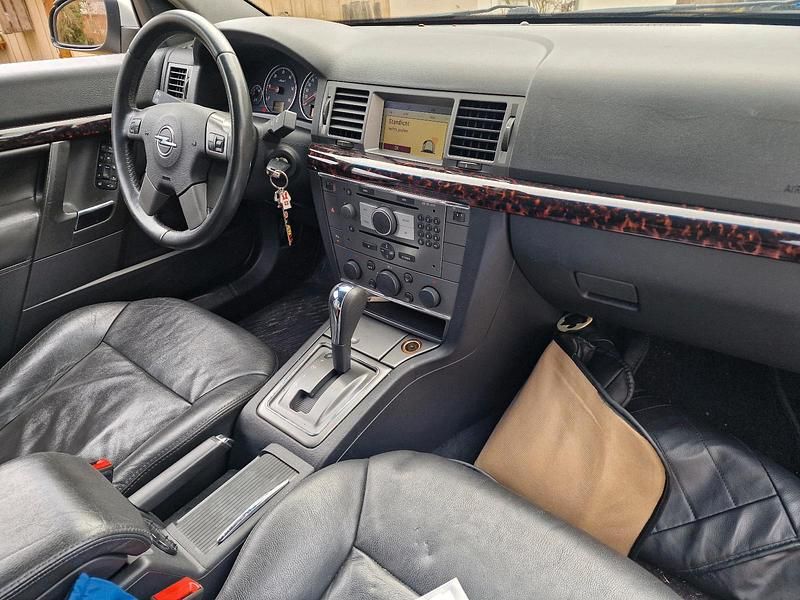 Gebraucht Opel Signum 150 PS (110 kW) 2005 Gold Kleinwagen