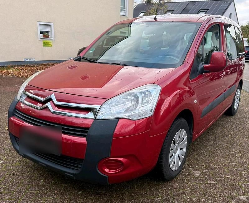 Rot Gebraucht 2012 Citroën Berlingo Van / Kleinbus | 2.999 € (Guter Preis) - Bild 1/4