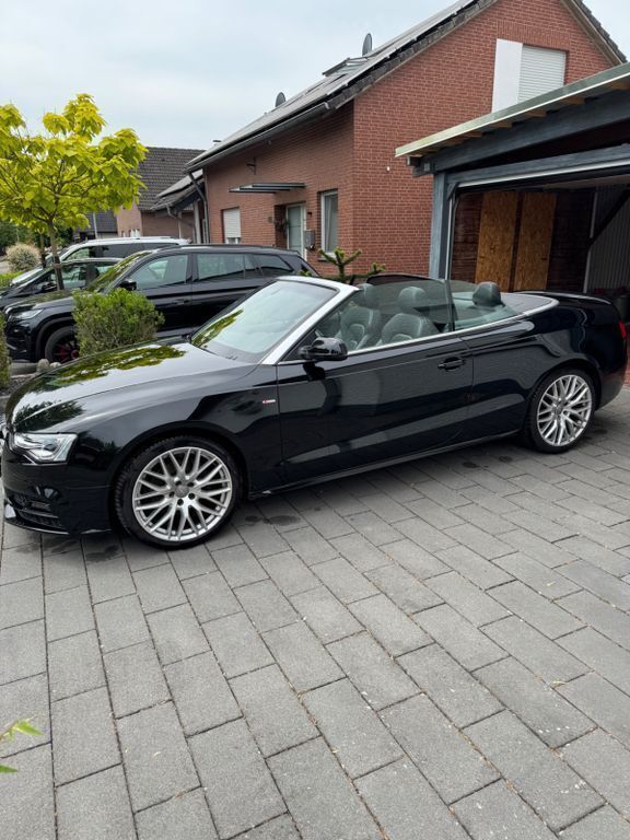 Schwarz Gebraucht 2016 Audi A5 Cabriolet Sport Cabrio | 23.600 € (Etwas zu teuer) - Bild 1/4