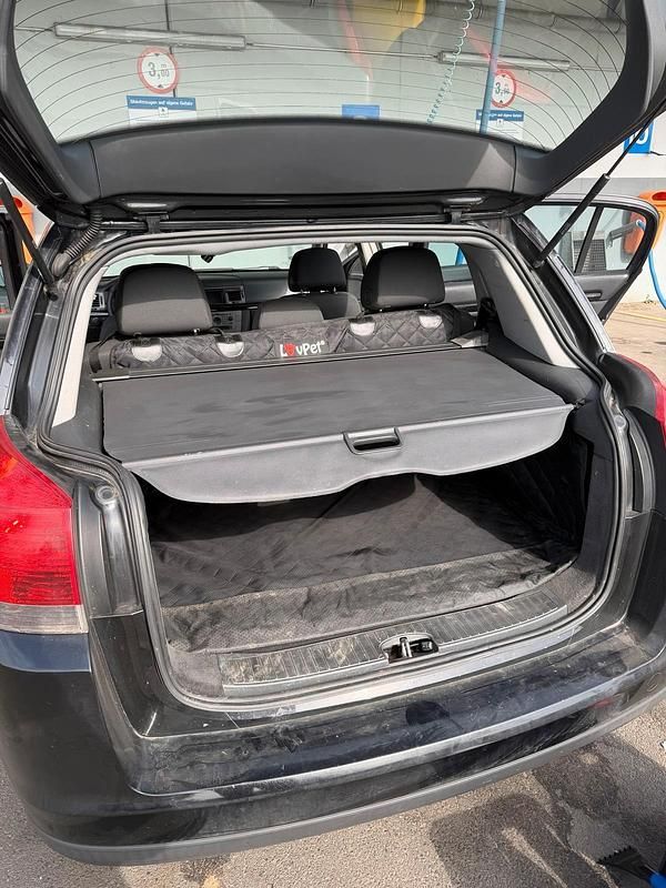 Gebraucht Opel Signum 155 PS (114 kW) 2004 Schwarz Kleinwagen