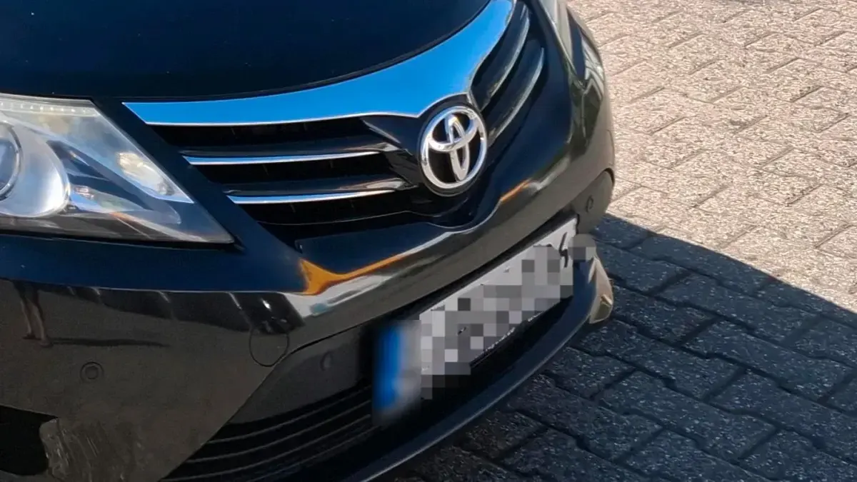 Gebraucht Toyota Avensis T2 124 PS (91 kW) 2013 Schwarz Kombi