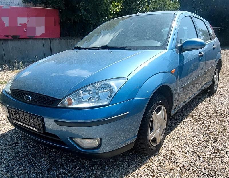 Blau Gebraucht 2002 Ford Focus Limousine | 599 € (Superpreis) - Bild 1/4