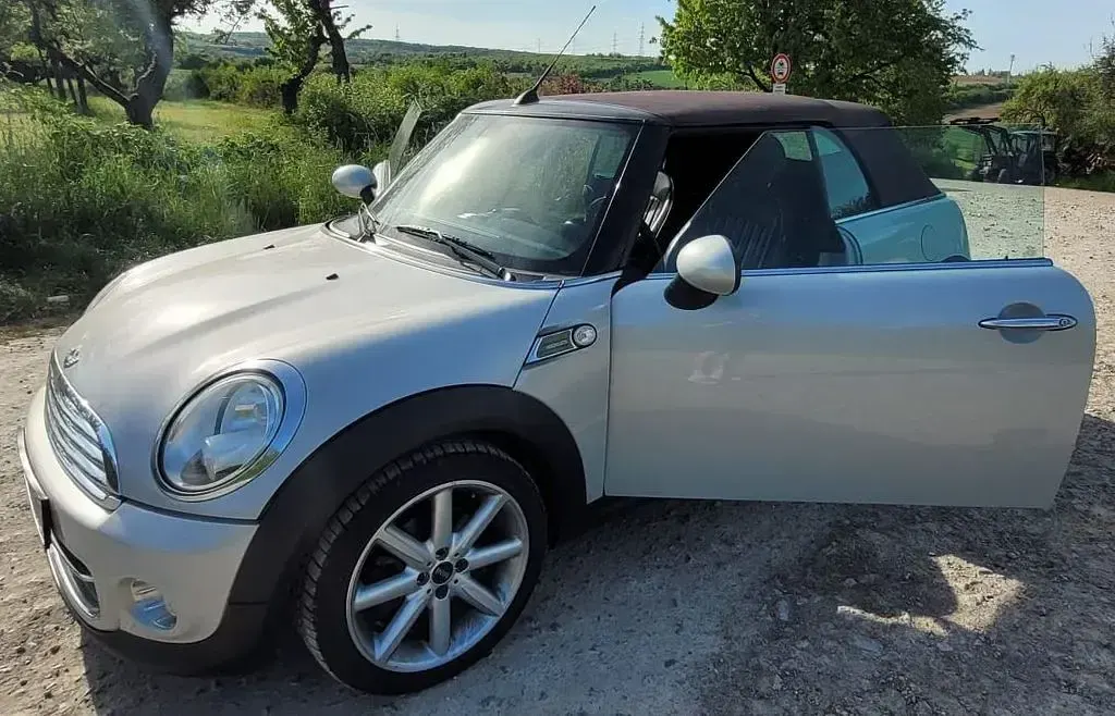 Używany Mini Cooper 122 KM (89 kW) 2012 Biały Hatchback