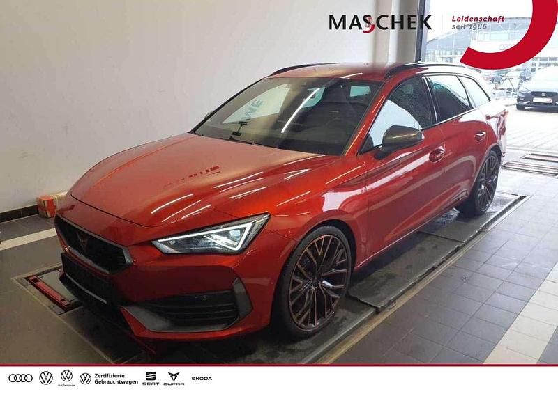 Desire rot metallic Gebraucht 2024 Cupra Leon Kombi | 32.840 € (Etwas zu teuer) - Bild 1/4