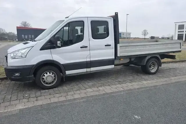 Gebraucht Ford Transit Trend 125 PS (91 kW) 2016 Andere Limousine