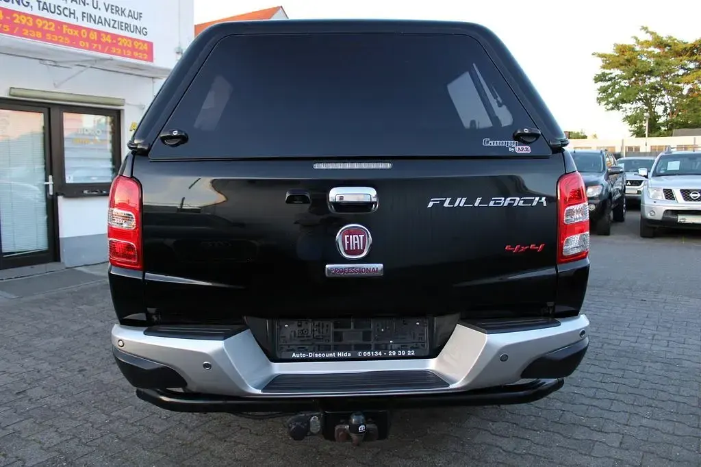 Gebraucht Fiat Fullback Cross Plus 181 PS (133 kW) 2017 Schwarz (metallic) Pickup