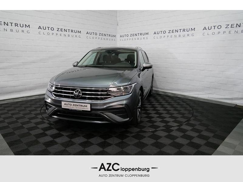 Grau Gebraucht 2022 VW Tiguan Allspace Life SUV | 27.950 € (Fairer Preis) - Bild 1/4