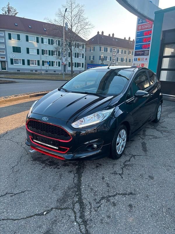 Gebraucht Ford Fiesta ST-Line 140 PS (102 kW) 2015 Schwarz Kleinwagen
