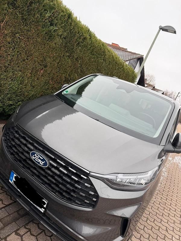 Gebraucht Ford Tourneo 150 PS (110 kW) 2024 Grau Van / Kleinbus