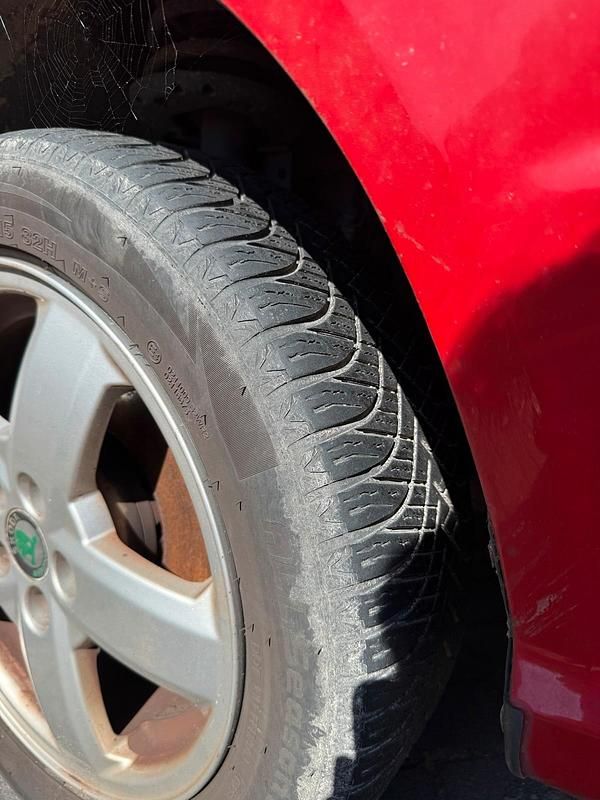 Gebraucht Skoda Fabia 75 PS (55 kW) 2005 Rot Kleinwagen