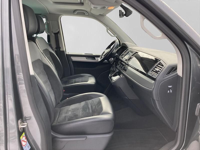 Gebraucht VW T6 Generation Six 199 PS (146 kW) 2019 Grau Van