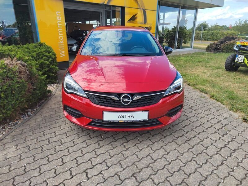 Gebraucht Opel Astra Edition 145 PS (106 kW) 2021 Rot Kombi