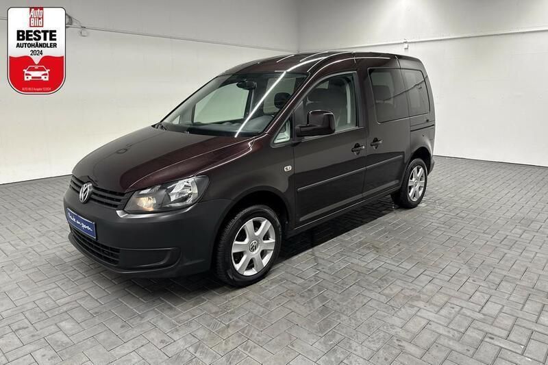 Gebraucht VW Caddy 102 PS (75 kW) 2014 Rot (blackberrymet.) Van / Kleinbus