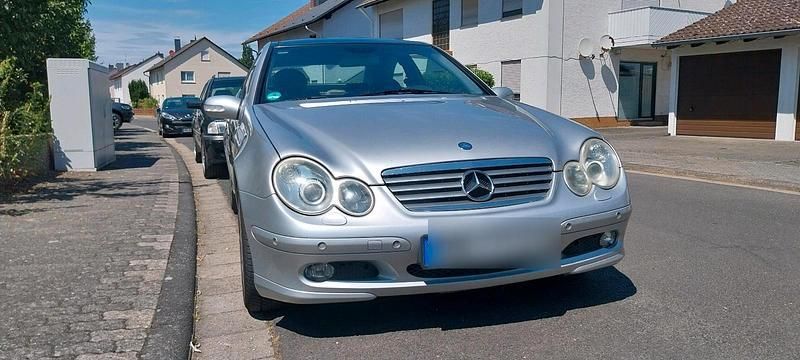 Silber Gebraucht 2003 Mercedes C320 Coupé | 2.450 € (Guter Preis) - Bild 1/4