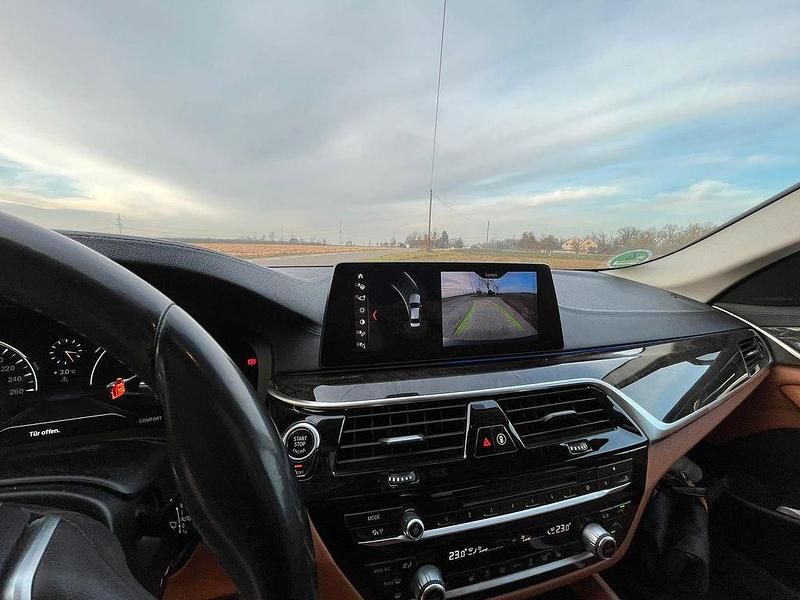 Gebraucht BMW 530 252 PS (185 kW) 2018 Schwarz Limousine