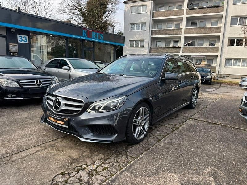 Gebraucht Mercedes E350 AMG line 252 PS (185 kW) 2014 Grau Kombi