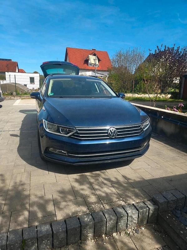 Second-hand VW Passat 150 CP (110 kW) 2016 Albastru Break