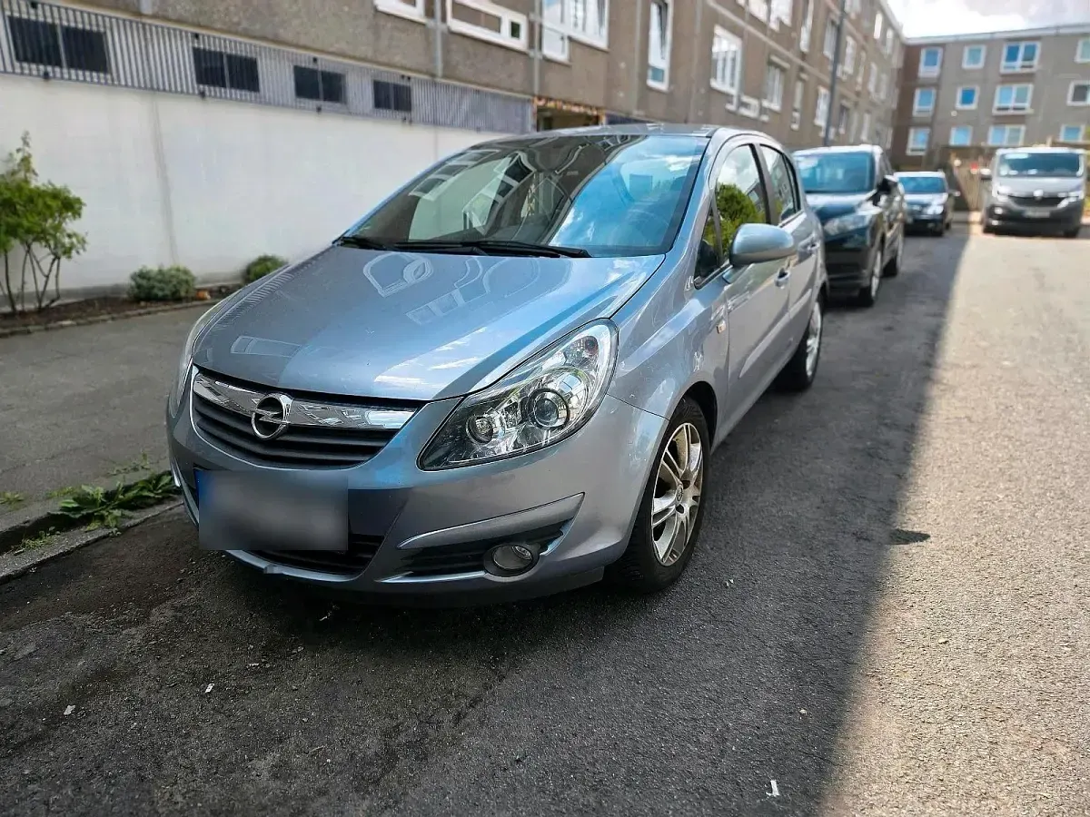 Gebraucht Opel Corsa 80 PS (58 kW) 2009 Grau Kleinwagen