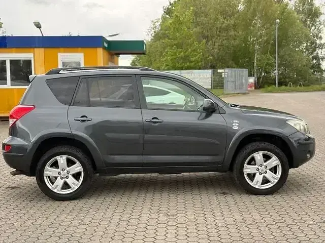 Gebraucht Toyota RAV4 Executive 177 PS (130 kW) 2006 Grau SUV