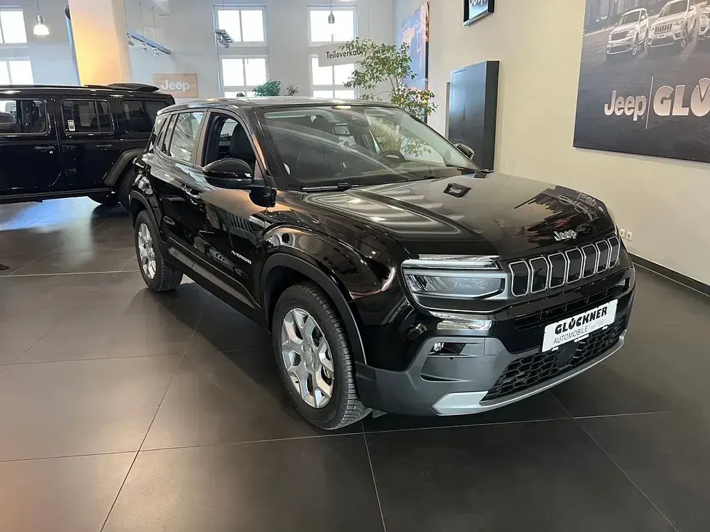 Neu Jeep Avenger Altitude 101 PS (74 kW) 2026 Schwarz SUV