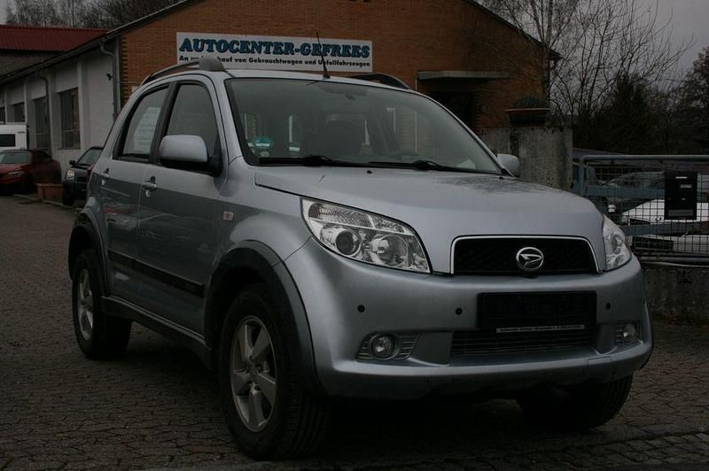 Gebraucht Daihatsu Terios 105 PS (77 kW) 2006 Silber SUV