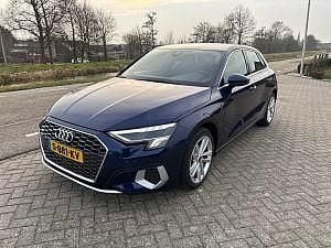 Gebraucht Audi A3 Advanced 2023 Blau Limousine