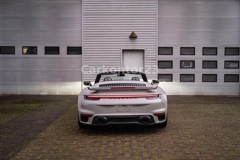 Gebraucht Porsche 992 650 PS (478 kW) 2021 Grau Cabrio