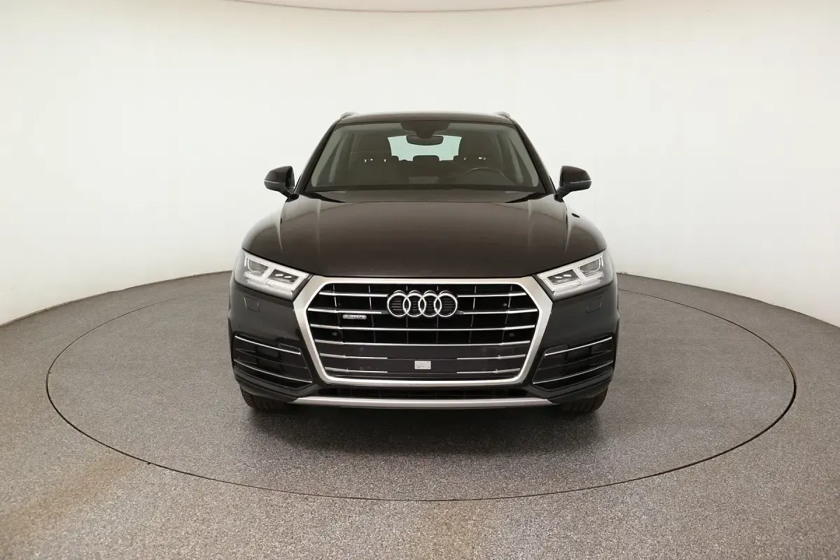 Gebraucht Audi Q5 Design 163 PS (119 kW) 2019 Mythosschwarz SUV