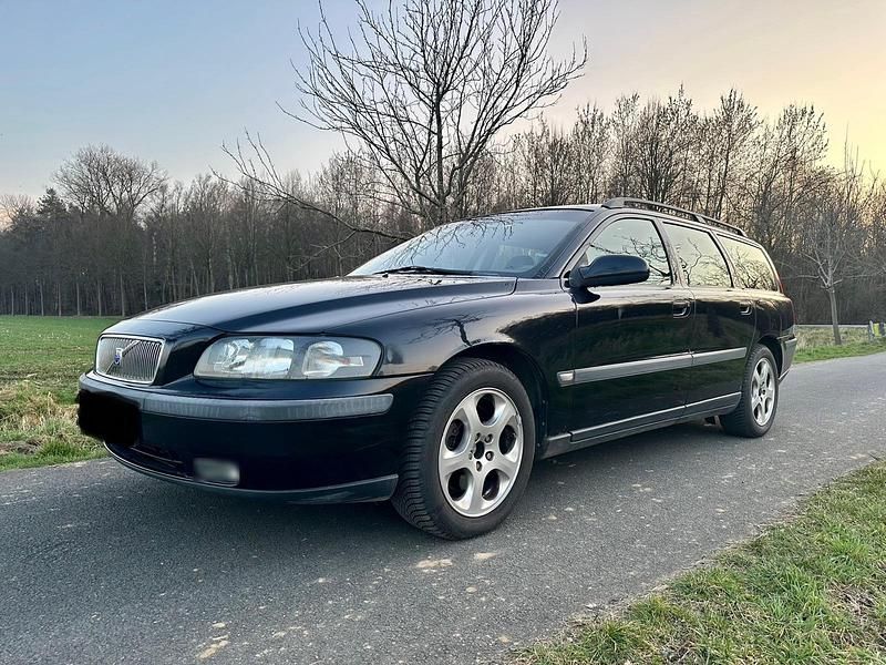 Gebraucht Volvo V70 130 PS (95 kW) 2002 Schwarz Kombi