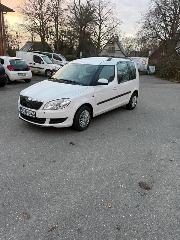 Gebraucht Skoda Roomster 80 PS (58 kW) 2011 Weiß Van / Kleinbus