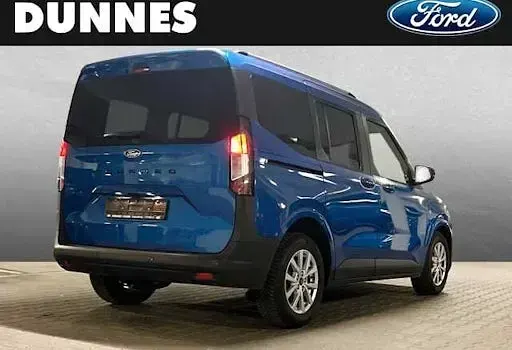 Gebraucht Ford Tourneo Courier Titanium 125 PS (91 kW) 2025 Blau Van / Kleinbus