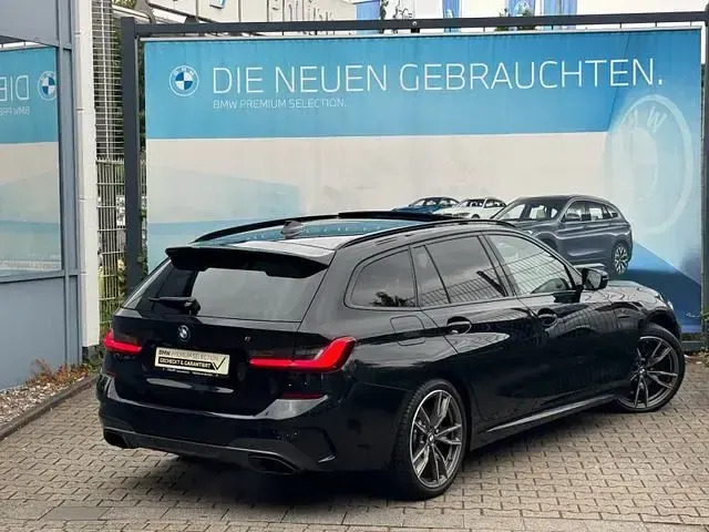 Gebraucht BMW M340 Performance 340 PS (250 kW) 2021 Black sapphire Kombi