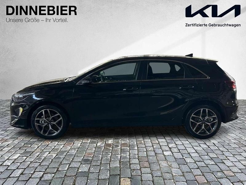 Neu Kia Ceed Platinum 140 PS (102 kW) 2025 Zilinaschwarz met Kleinwagen