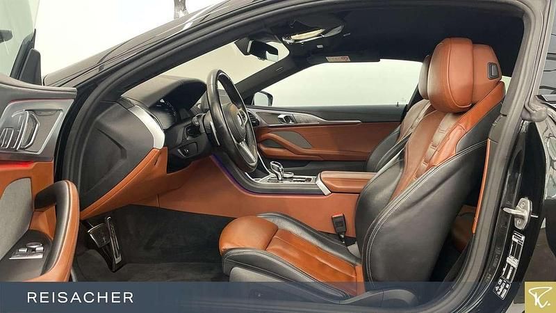 Gebraucht BMW M850 Efficient Dynamics 530 PS (389 kW) 2022 Saphirschwarz metallic Coupé