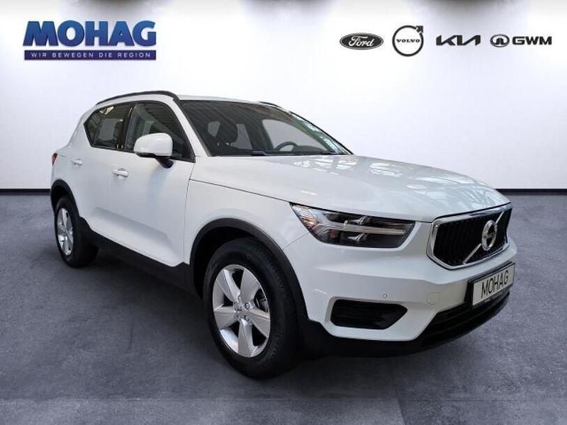 Gebraucht Volvo XC40 Business Edition 129 PS (94 kW) 2022 Weiss SUV